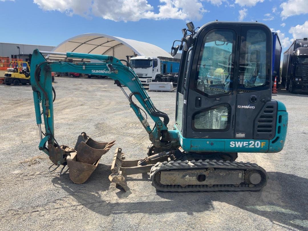 Photo '11' of Sunward SWE20F Excavator