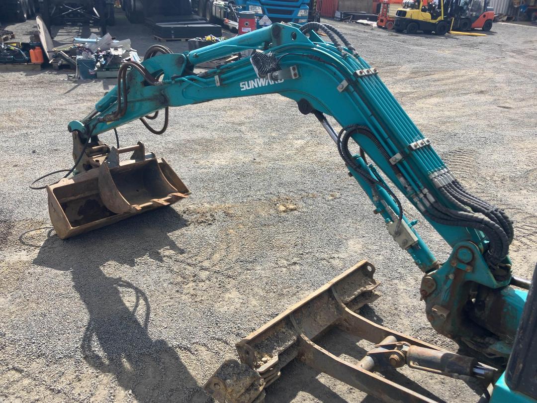 Photo '27' of Sunward SWE20F Excavator
