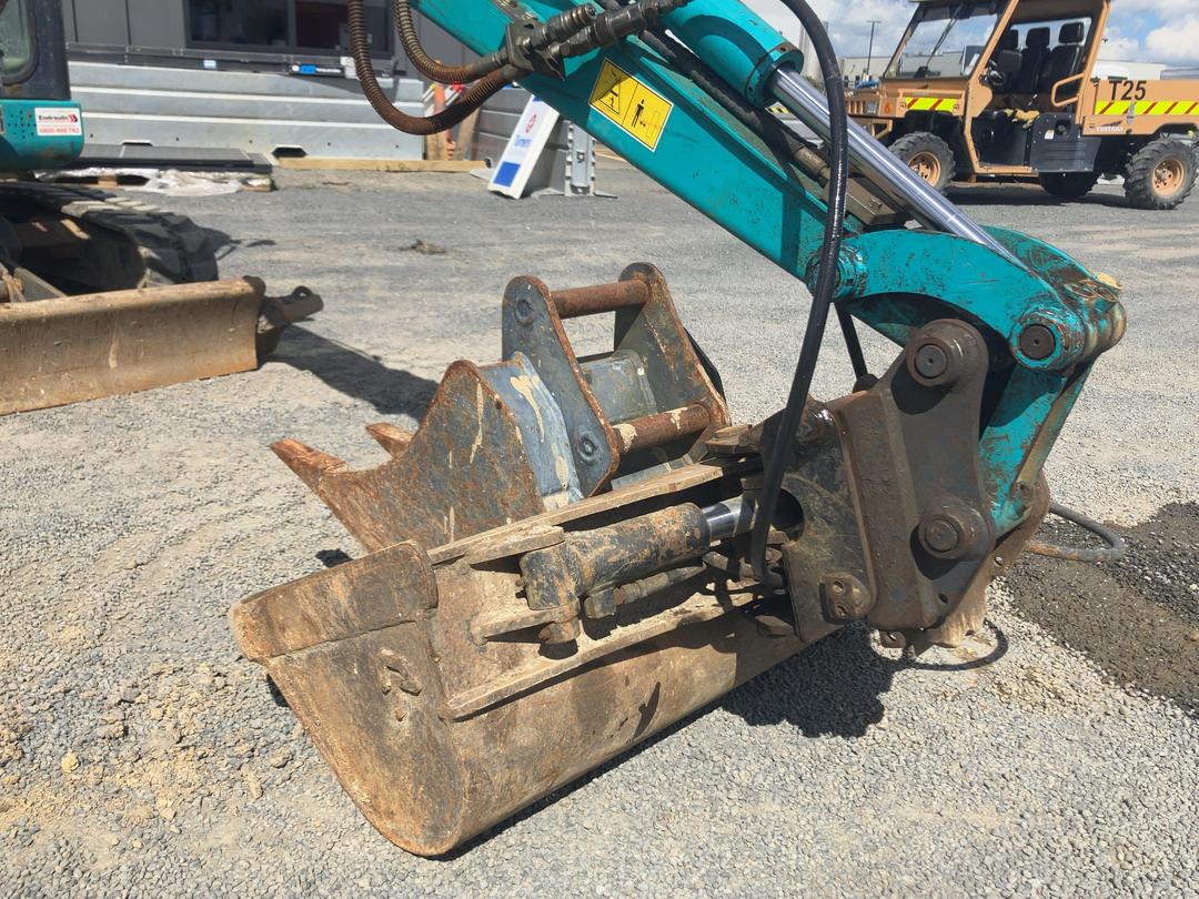 Photo '30' of Sunward SWE20F Excavator