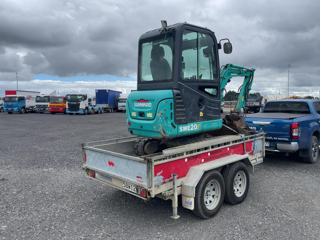 Photo '6' of Sunward SWE20F Excavator