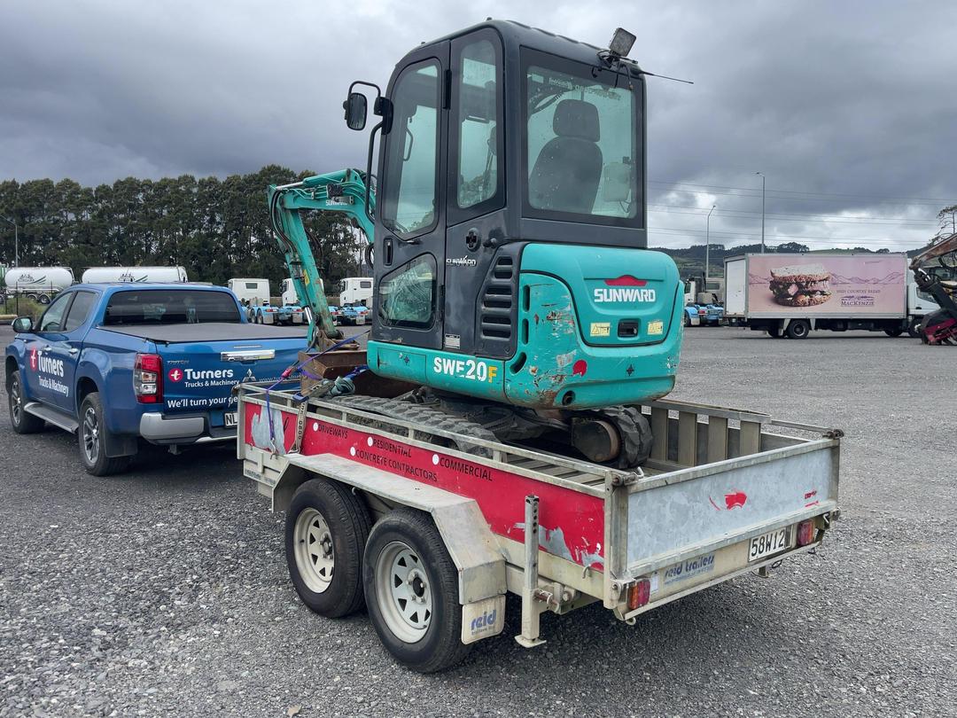 Photo '10' of Sunward SWE20F Excavator