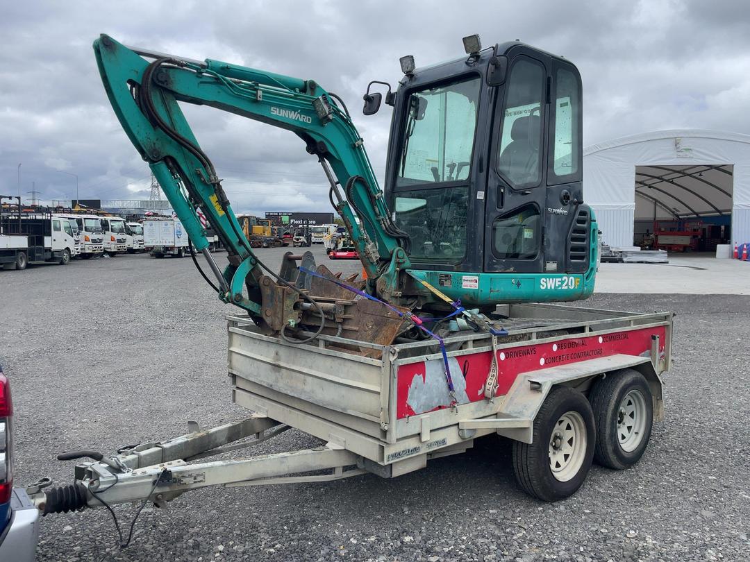 Photo '13' of Sunward SWE20F Excavator