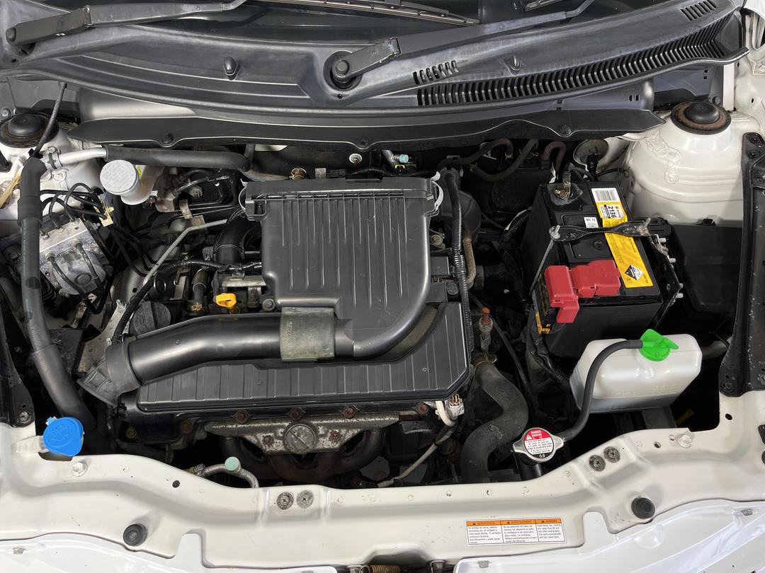 Photo '13' of Suzuki Swift