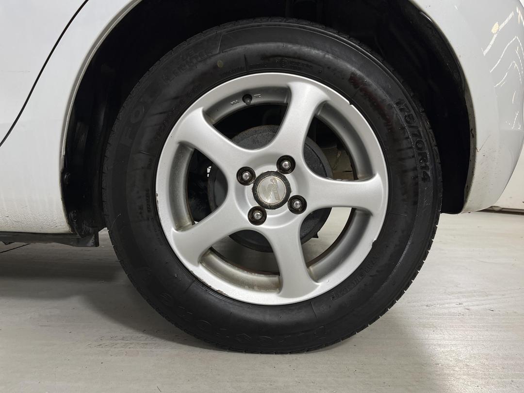 Photo '11' of Suzuki Swift