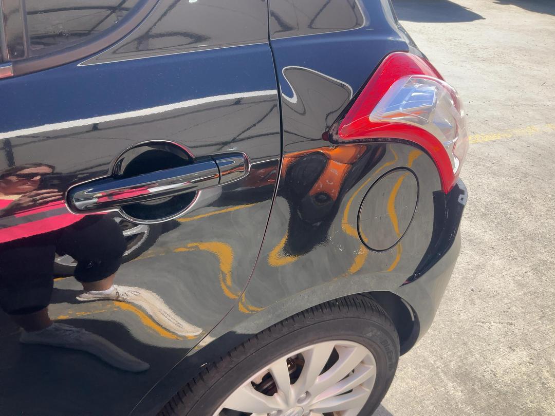 Photo '8' of Suzuki Swift