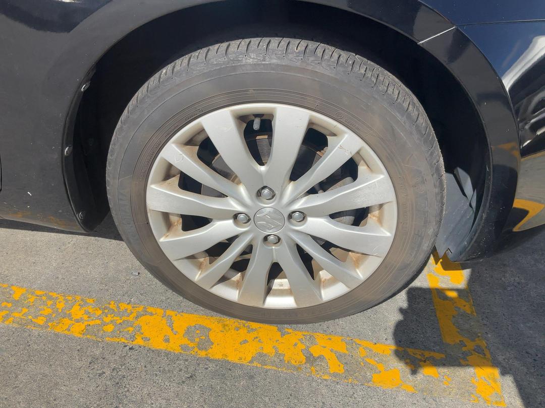 Photo '11' of Suzuki Swift