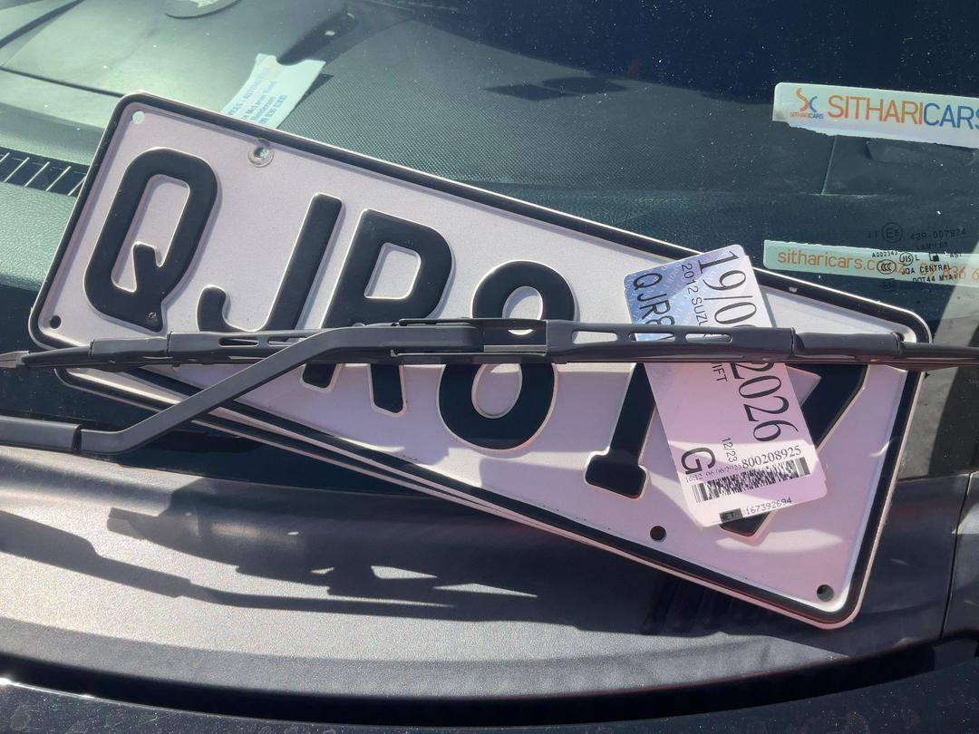 Photo '27' of Suzuki Swift