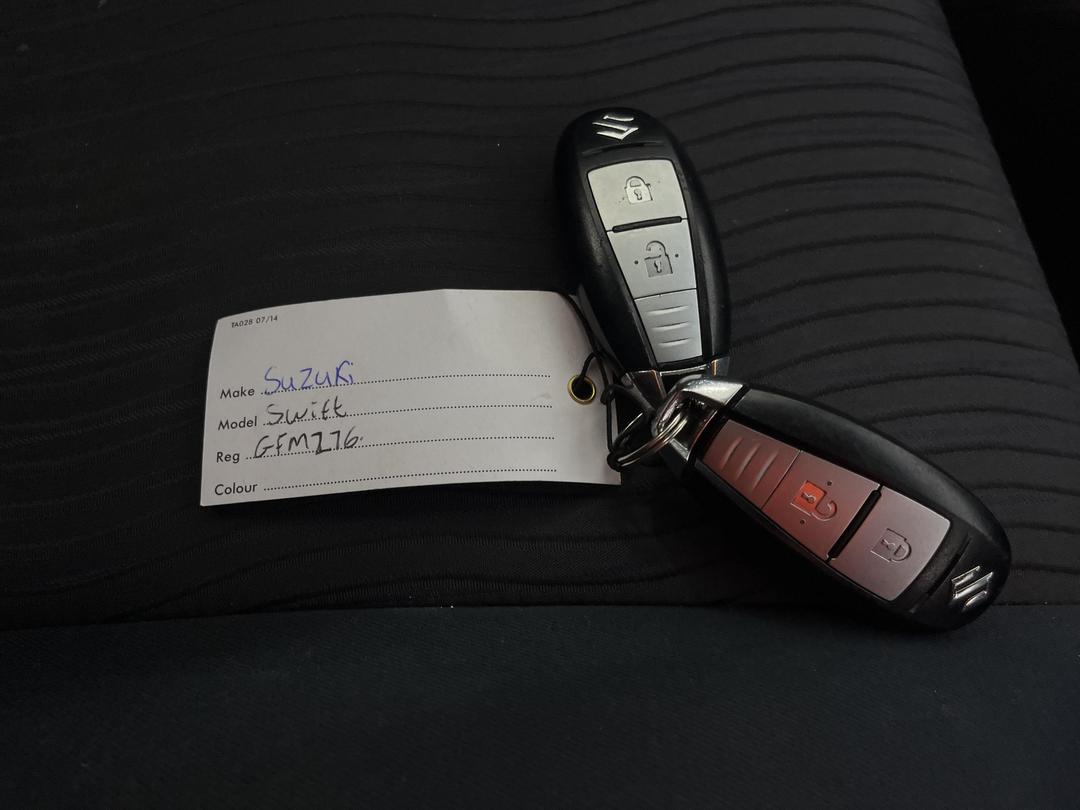 Photo '22' of Suzuki Swift