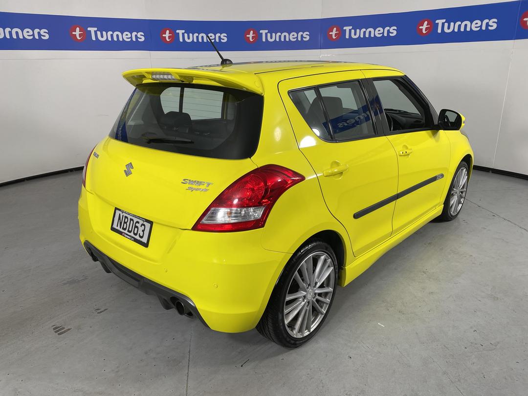 Photo '7' of Suzuki Swift