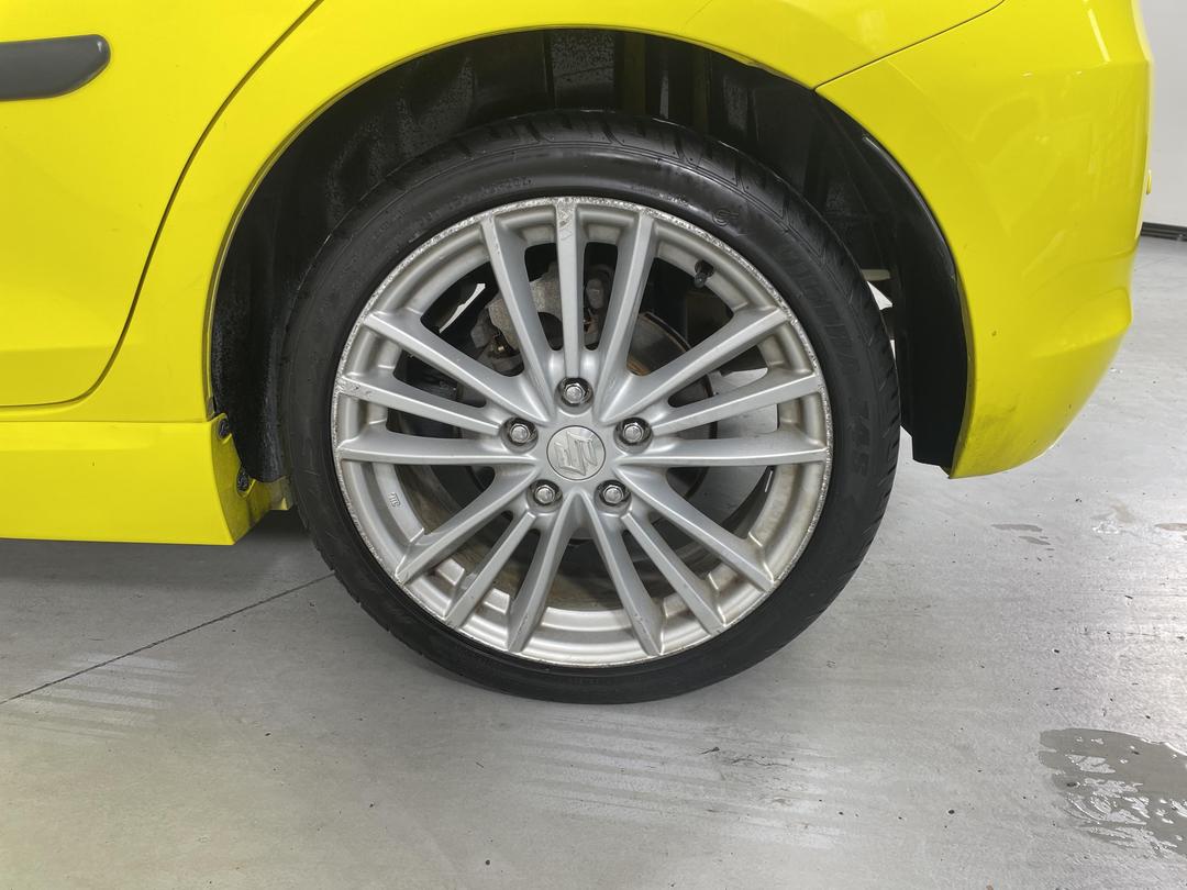 Photo '11' of Suzuki Swift