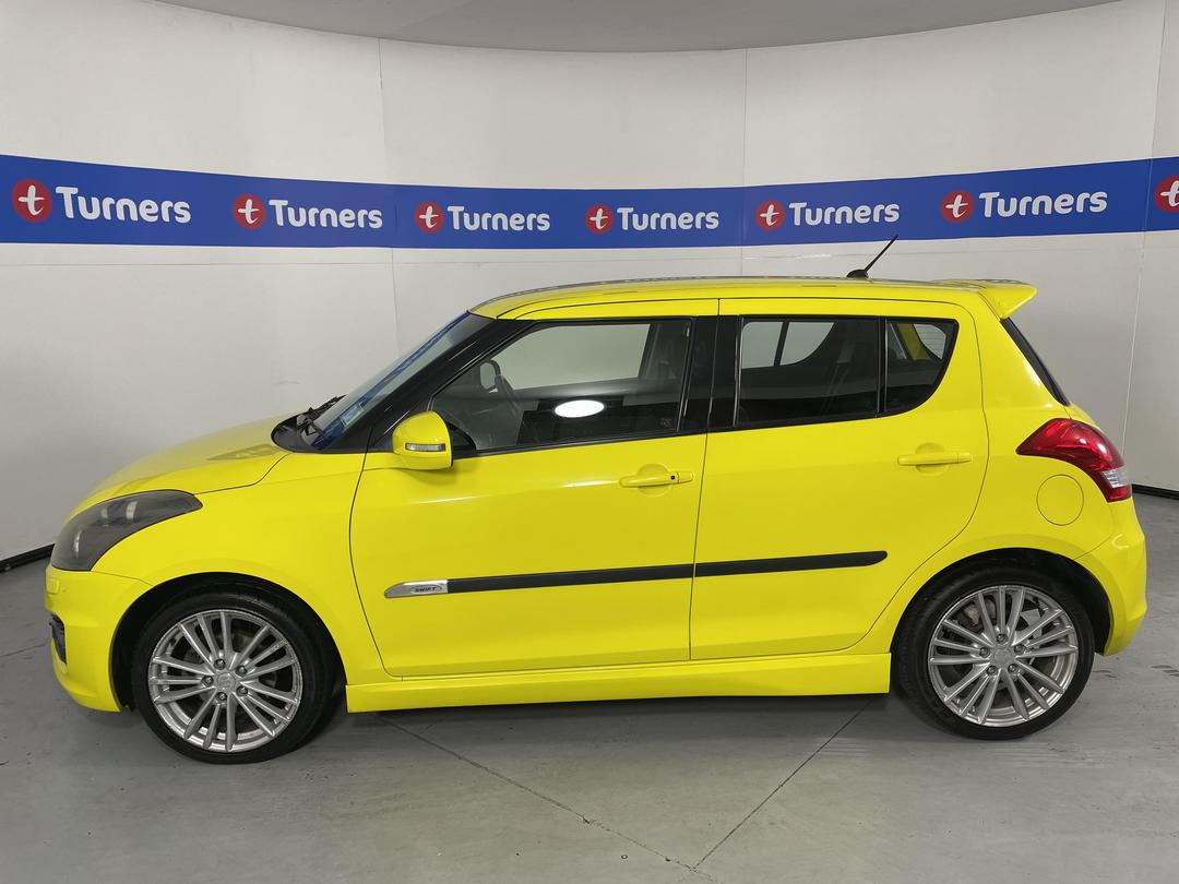 Photo '23' of Suzuki Swift