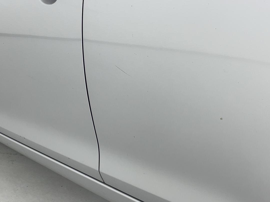 Photo '26' of Suzuki Swift