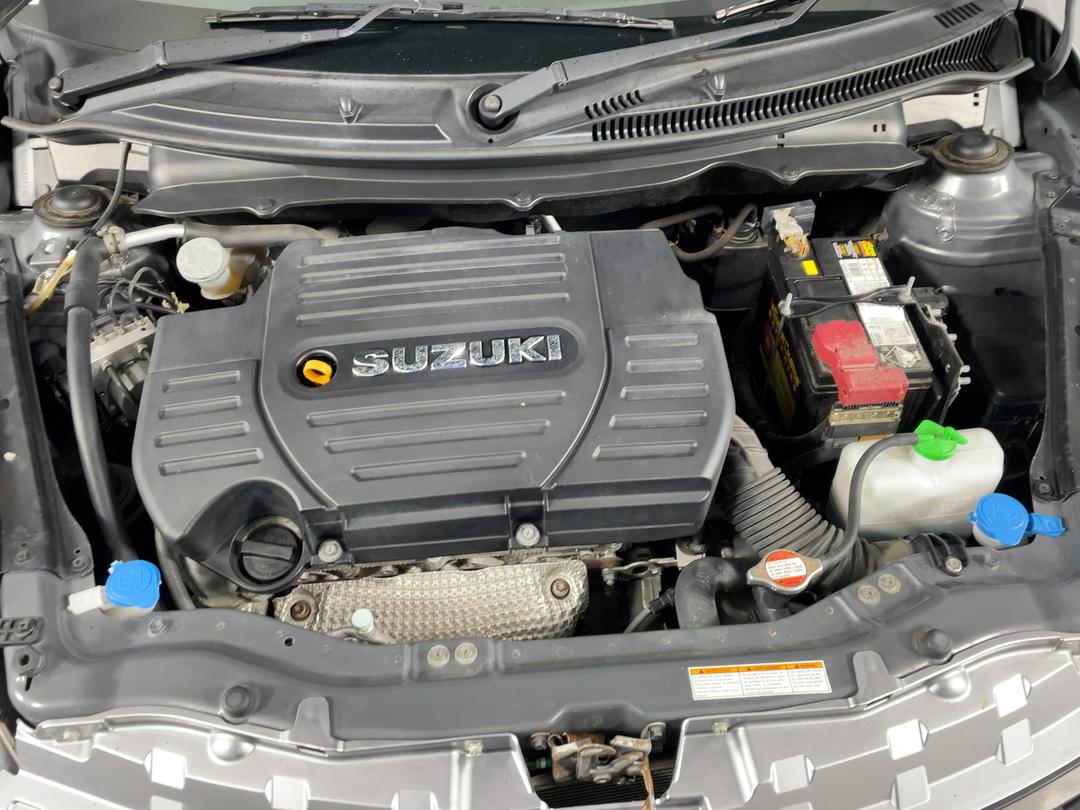Photo '13' of Suzuki Swift