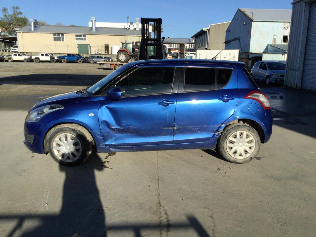Photo '4' of Suzuki Swift Photo '4' of Suzuki Swift