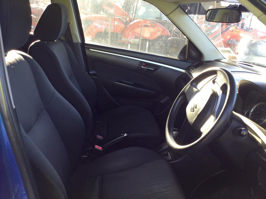 Photo '15' of Suzuki Swift Photo '15' of Suzuki Swift