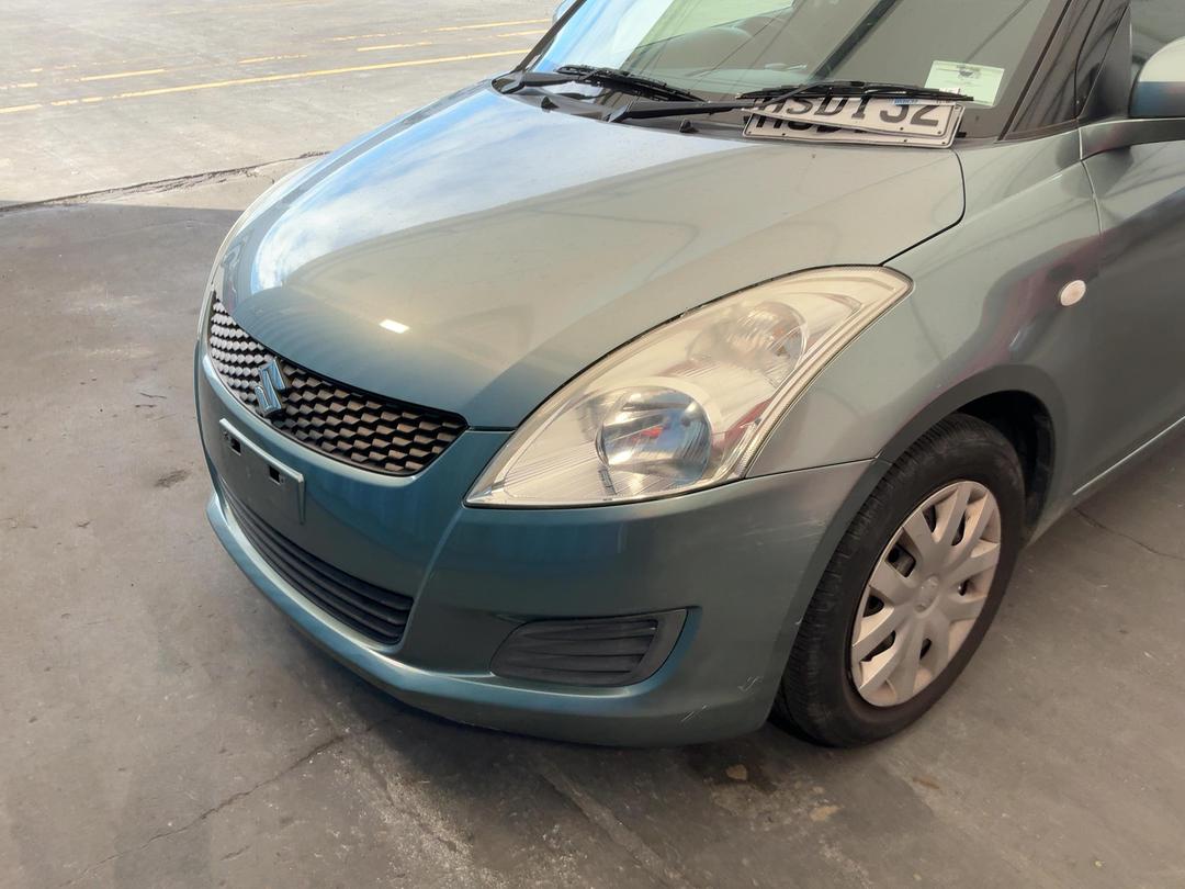 Photo '5' of Suzuki Swift Photo '5' of Suzuki Swift