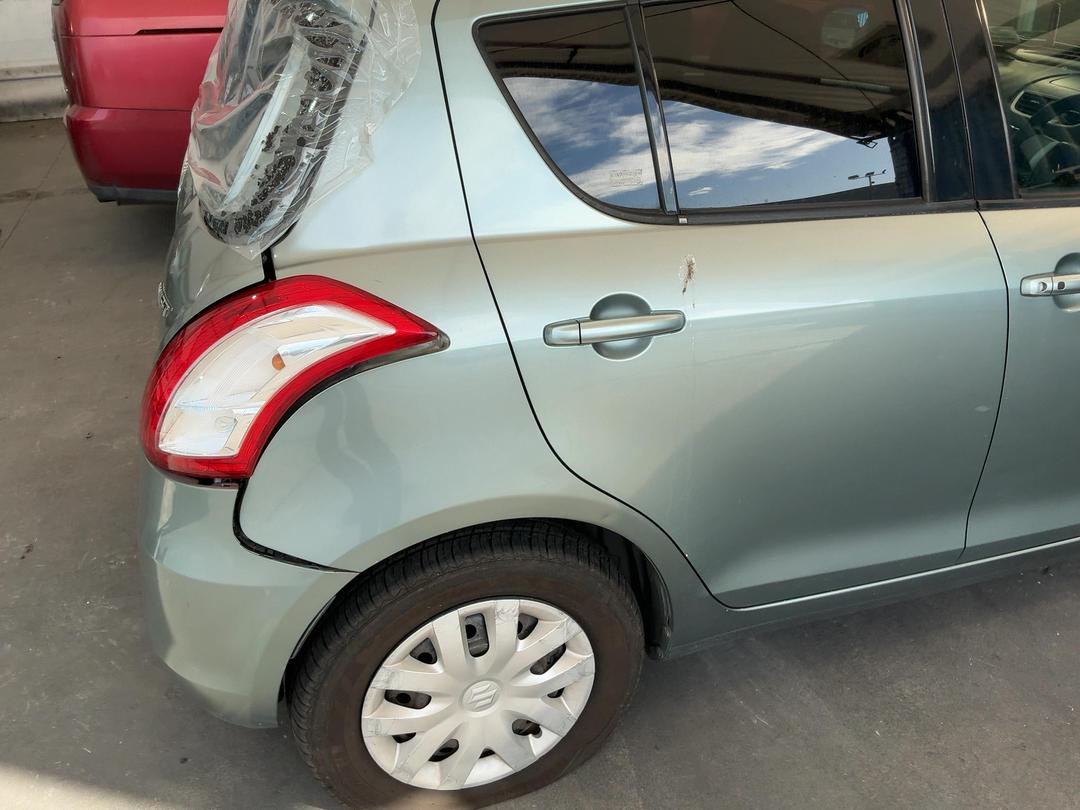 Photo '16' of Suzuki Swift Photo '16' of Suzuki Swift