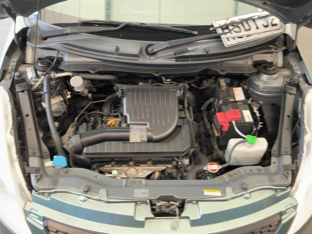 Photo '28' of Suzuki Swift Photo '28' of Suzuki Swift