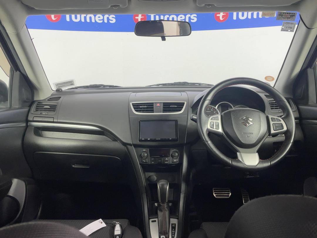 Photo '15' of Suzuki Swift Photo '15' of Suzuki Swift