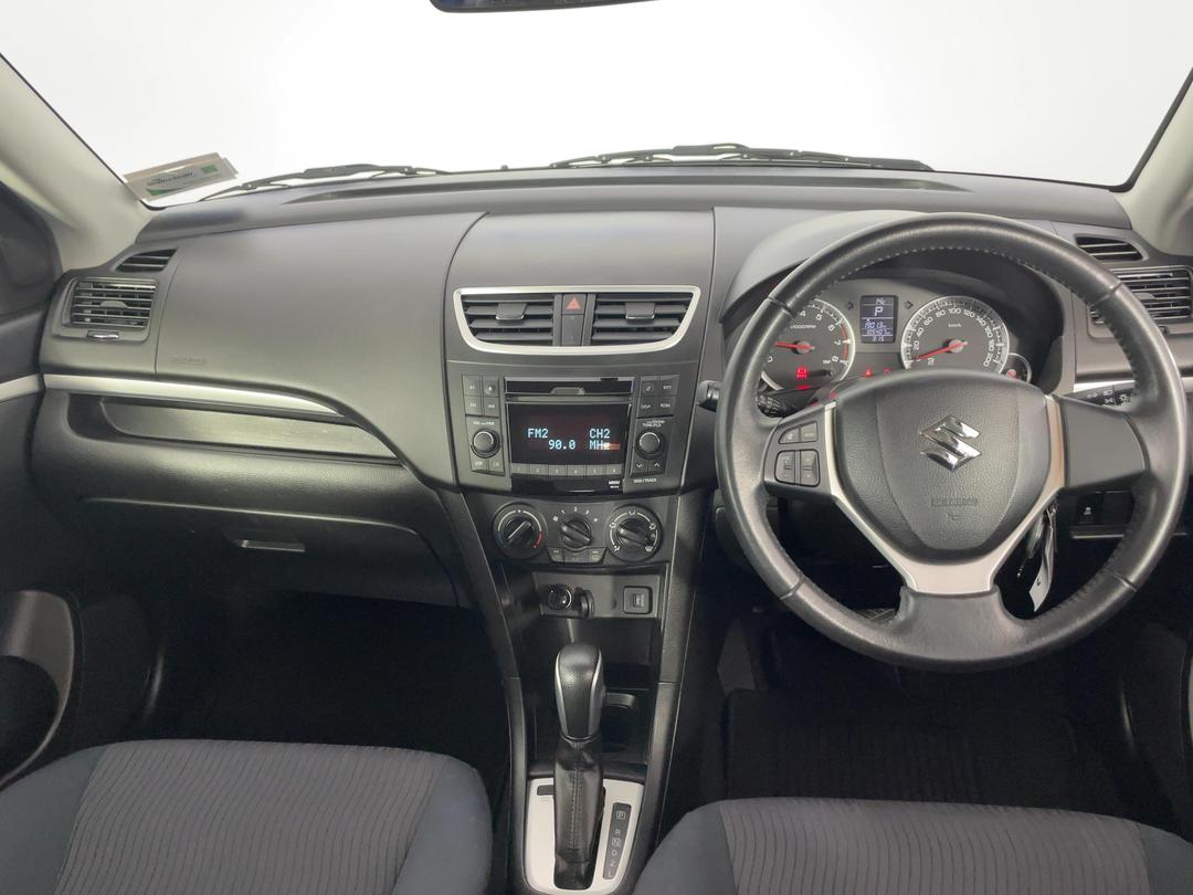 Photo '17' of Suzuki Swift
