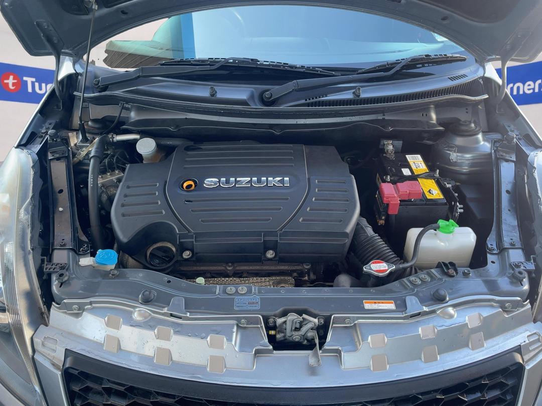 Photo '13' of Suzuki Swift