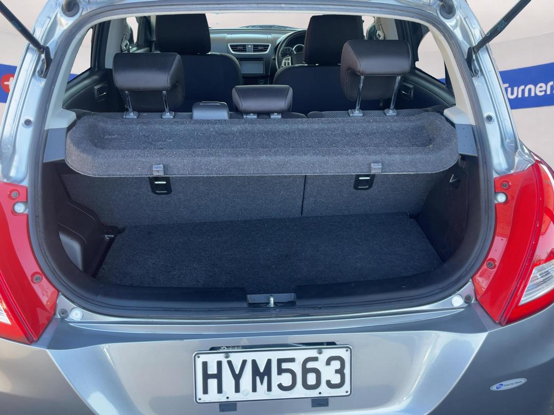 Photo '14' of Suzuki Swift