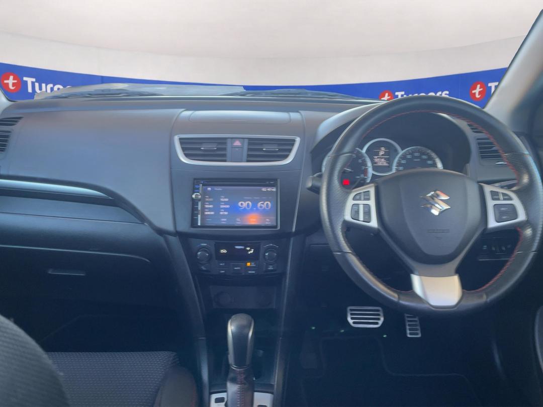 Photo '16' of Suzuki Swift