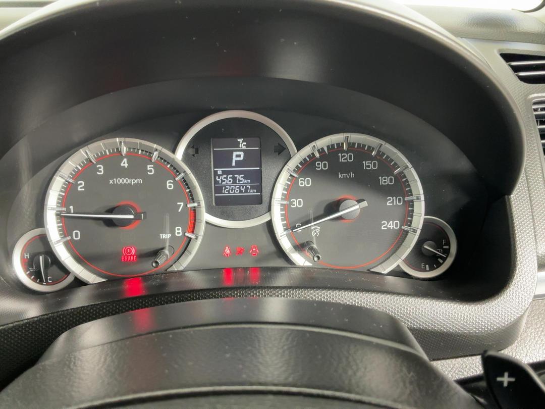 Photo '21' of Suzuki Swift