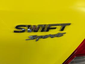 Photo '28' of Suzuki Swift