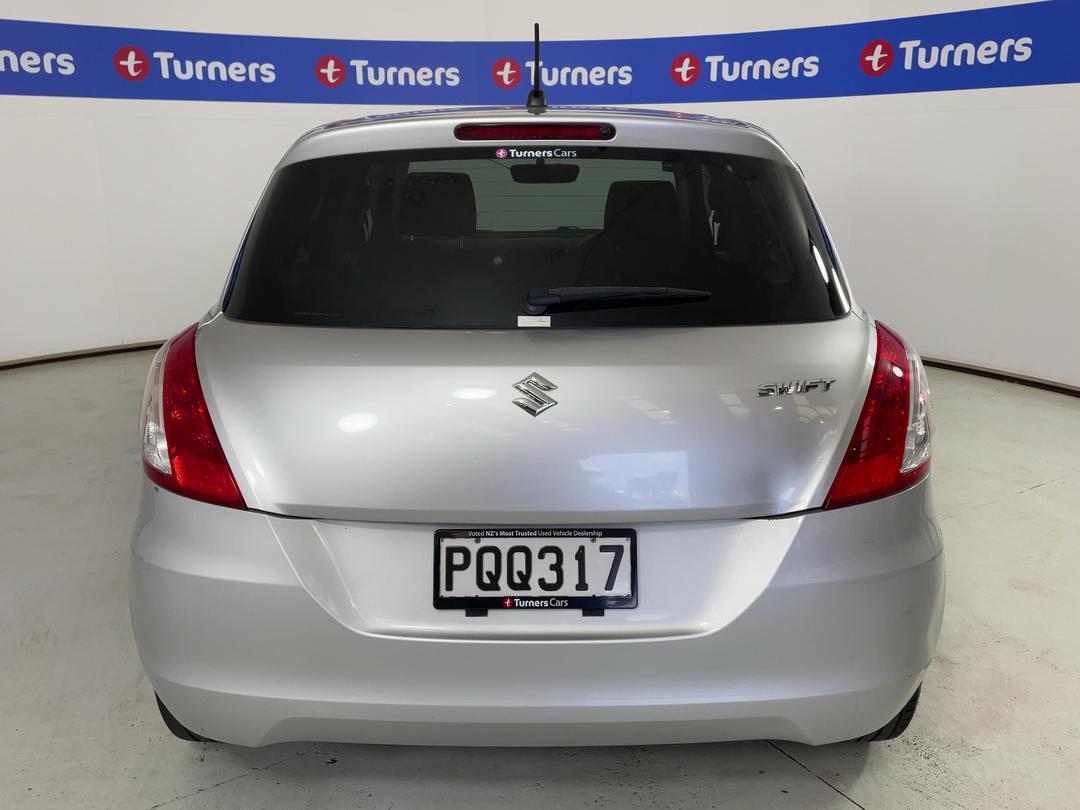 Photo '6' of Suzuki Swift