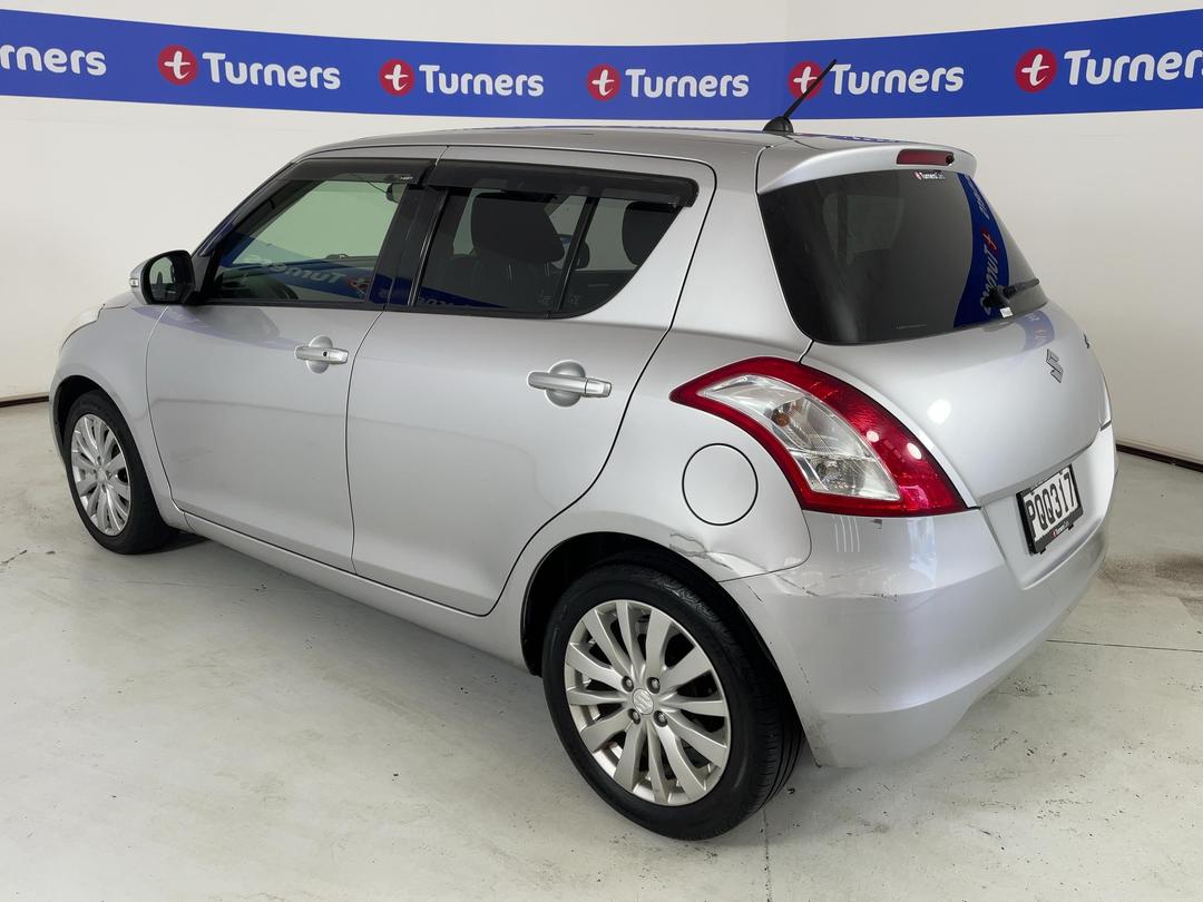 Photo '5' of Suzuki Swift