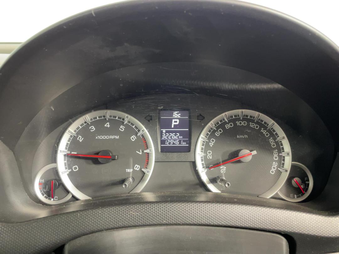 Photo '21' of Suzuki Swift