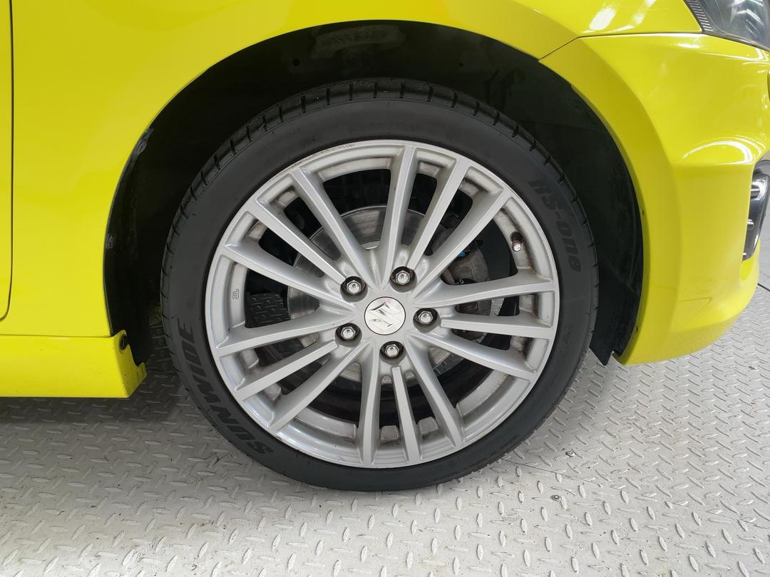 Photo '9' of Suzuki Swift
