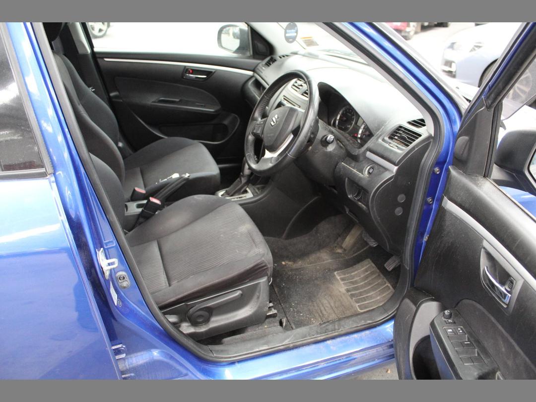 Photo '12' of Suzuki Swift Photo '12' of Suzuki Swift