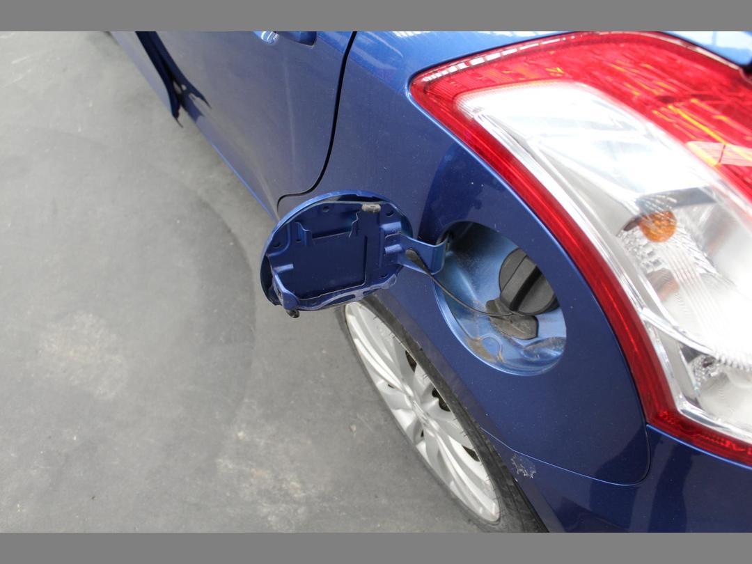 Photo '17' of Suzuki Swift Photo '17' of Suzuki Swift