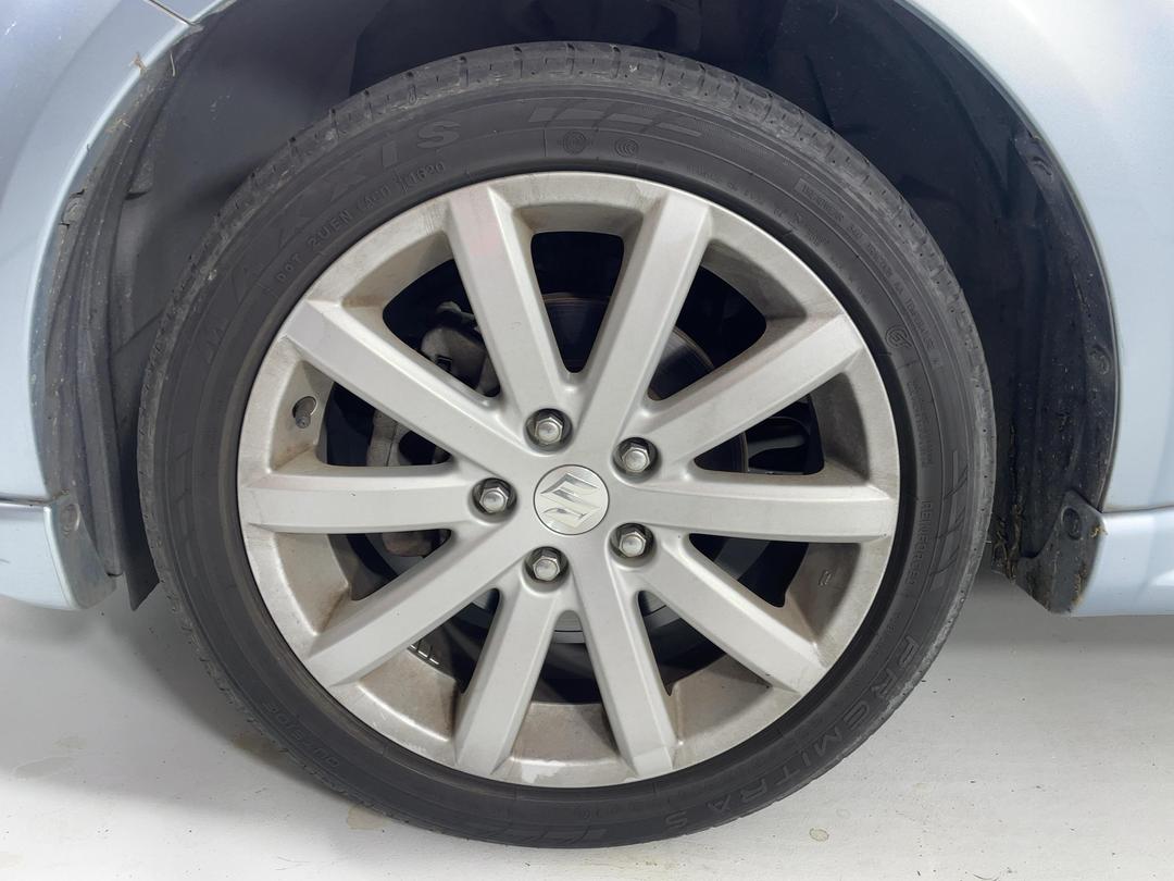 Photo '10' of Suzuki SX4