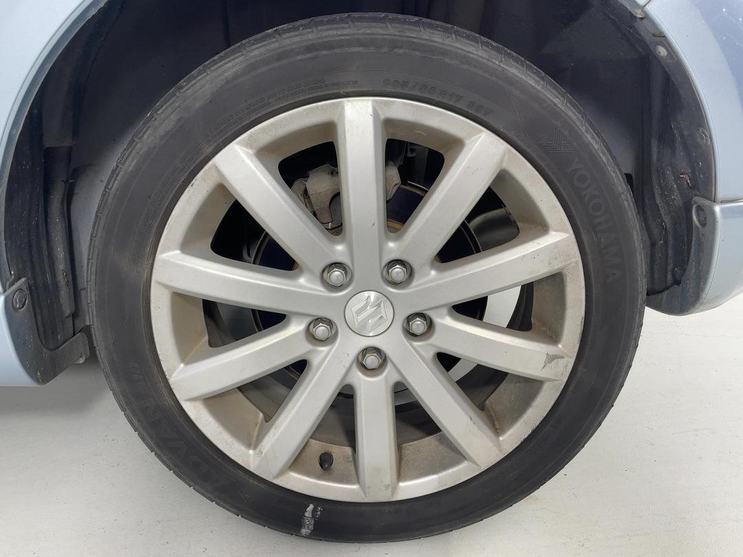 Photo '11' of Suzuki SX4