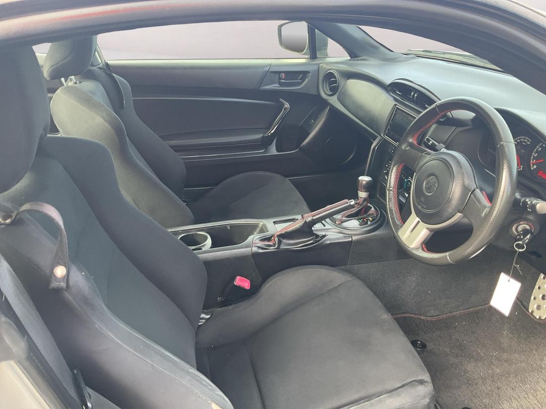 Photo '16' of Toyota 86