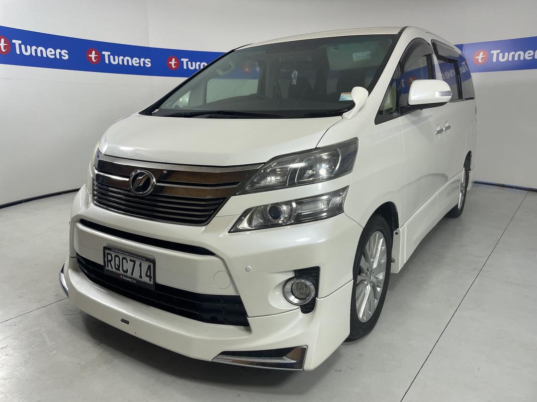 Photo '4' of Toyota Alphard
