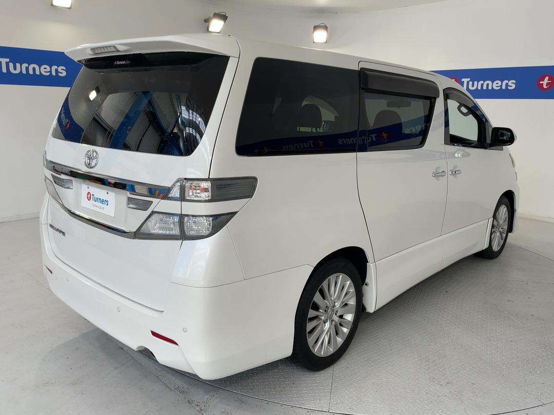 Photo '7' of Toyota Alphard