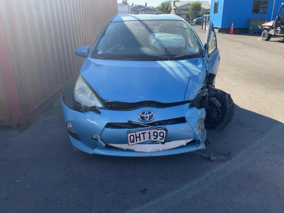 Photo '2' of Toyota Aqua