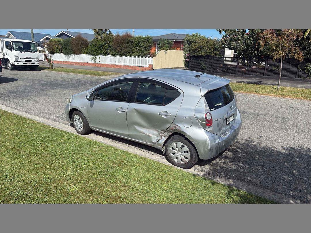 Photo '2' of Toyota Aqua