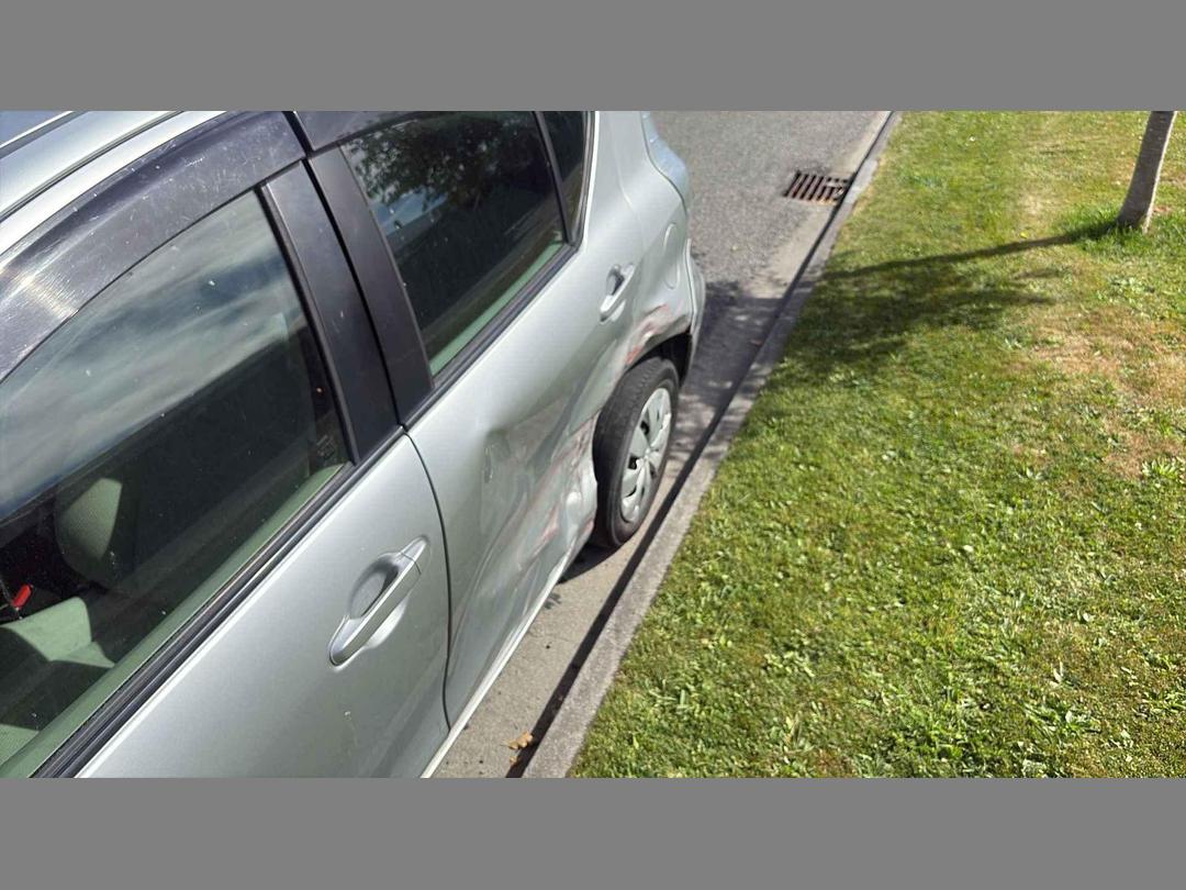 Photo '8' of Toyota Aqua