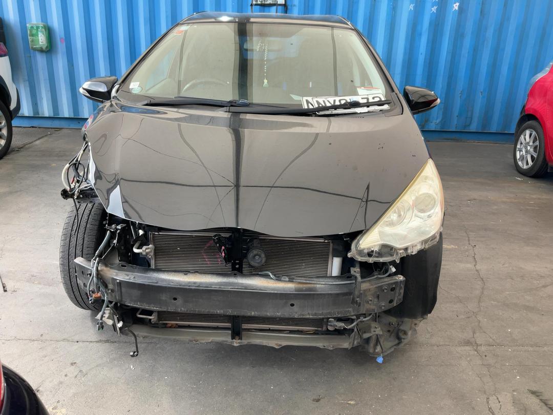 Photo '2' of Toyota Aqua Hybrid