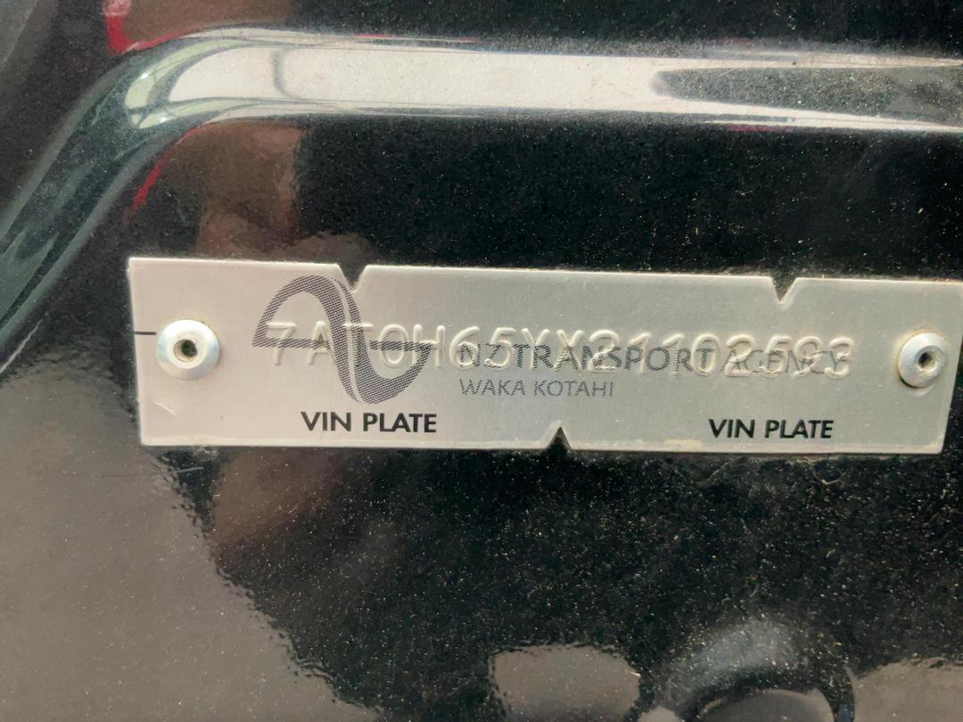 Photo '23' of Toyota Aqua Hybrid