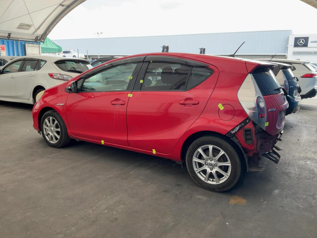 Photo '5' of Toyota Aqua