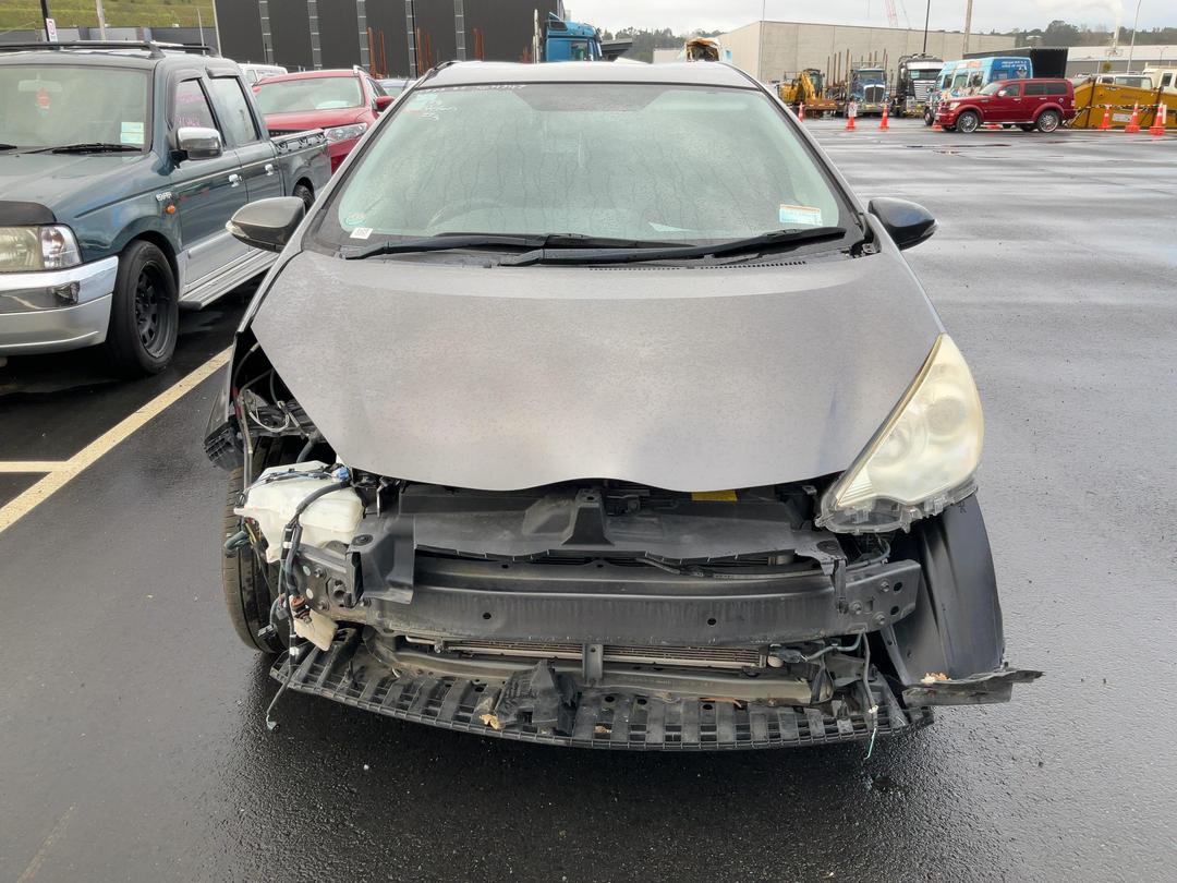 Photo '2' of Toyota Aqua