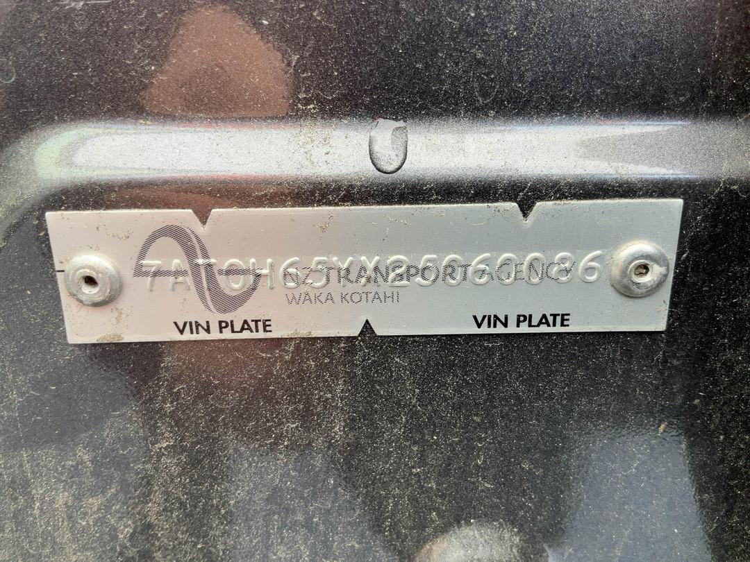 Photo '24' of Toyota Aqua