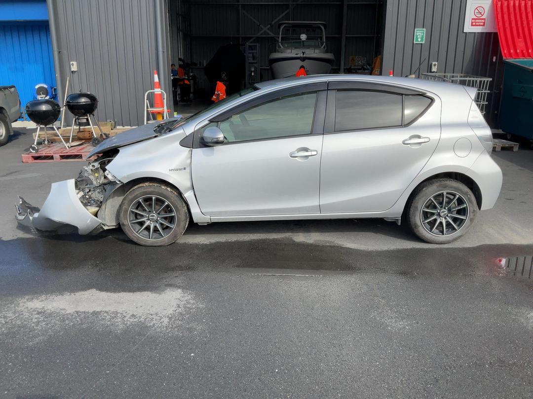 Photo '4' of Toyota Aqua Hybrid