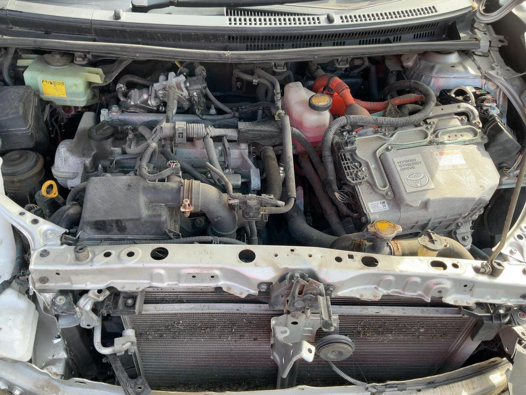 Photo '19' of Toyota Aqua Hybrid